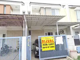 SM Property Dijual Rumah Palem Semi. Karawaci Tangerang.
