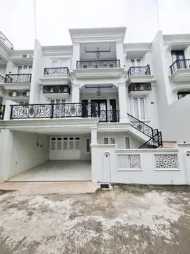 Disewakan Rumah dalam Cluster Furnished Jagakarsa
