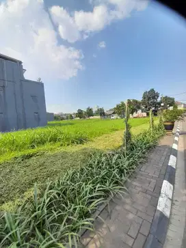 Tanah kavling dijual dalam Cluster Batununggal indah Estate, Bandung.