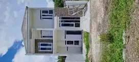Rumah 2 lantai perum nadzira residence lokasi 0 jalan raya