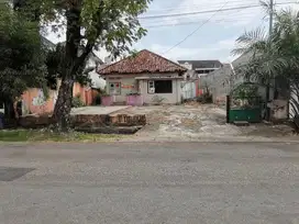 Dijual tanah di tengah kota dekat Kambang Iwak Palembang