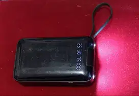Power Bank Digital Display ,Kapasitas 20.000mAh,Brg.bagus,normal,NET.