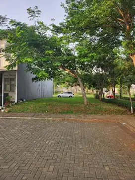 TURUN HARGA -Kav hoek  selatan timur samping fasum taman di BSD City -