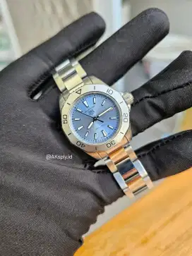 TAG Heuer Aquaracer Professional 200 Light Blue 30mm Quartz WBP1415