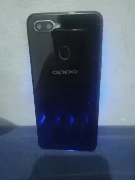 Di jual hp Oppo f9 pro ram 6/128 GB