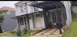 Di jual rumah di perumahan citra cibubur