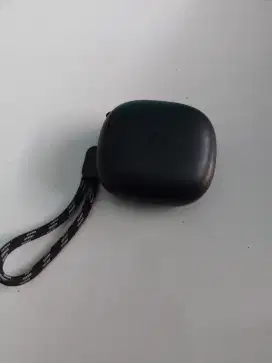 Tempat kosongan earphone r50i