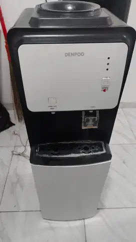 DISPENSER DENPOO DDK 1101 ELECTRO WARNA HITAM