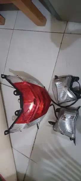 Nmax old lampu stop belakang+lampu sen depan kanan kiri