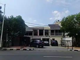 Disewakan Ruang Usaha di Kebayoran Baru Jakarta Selatan