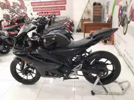 YAMAHA R15 V4 HITAM 2022 SATSET
