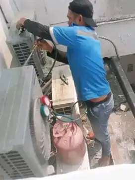 Jasa perbaikan AC tambah freon service kulkas dan bongkar pasang ac