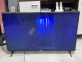 Smart tv LG 43 in Kondisi Rusak
