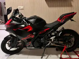 Di jual cepat ninja 250 fi 2018