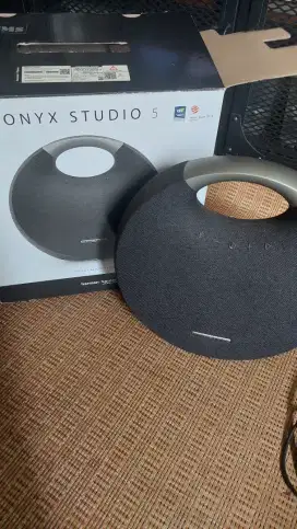 Harman Kardon Onyx Studio 5