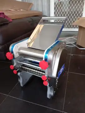 Mesin mie buatan cina