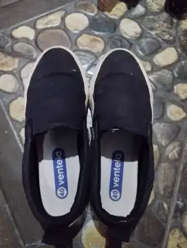 Jual sepatu second pribadi