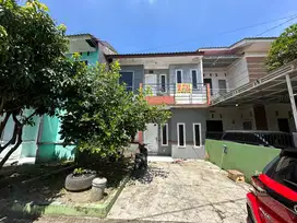 Rumah Komplek 2 lantai Mayhome Residence Karya Wisata Ujung Johor