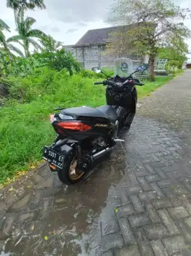 Yamaha X-Max 2022
