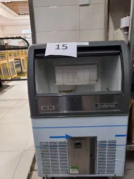 ICE MAKER / MESIN PEMBUAT ES BATU