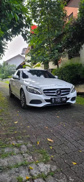 Mercedes Benz C200 W205 2016 Surat Lengkap Pajak Hidup Plat B DKI