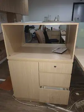 Lemari Laci Arsip