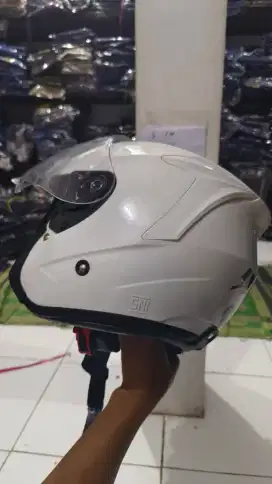 Jual helm ini dynamic putih