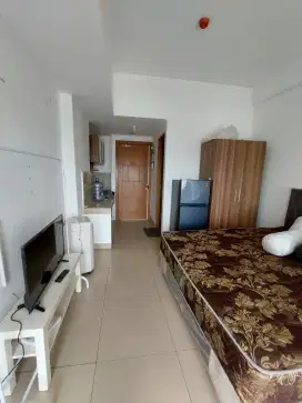 Disewakan Murah studio Furnish Apartement The Nest