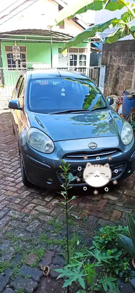 Nissan March 2011 Bensin