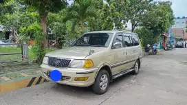 Toyota Kijang lgx 1,8 bensin manual