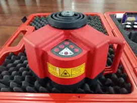 RoboSquare Laser Leveller