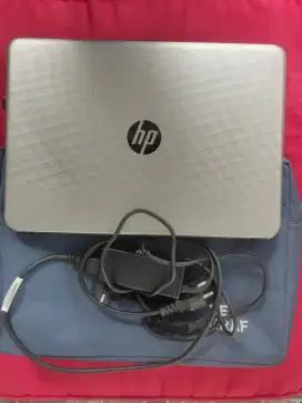 Laptop hewlett packet HP NOTEBOOK 14-AM015TX bekas/seken
