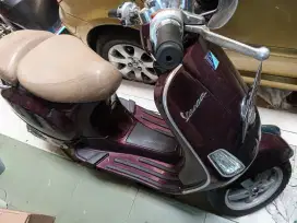 Vespa lxv 2013 maroon