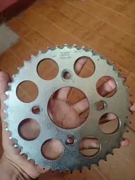 Gear belakang sss 428-44