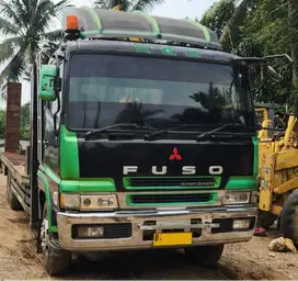 Dijual Self Loader Mitsubishi FU510 UZ Tahun 2011