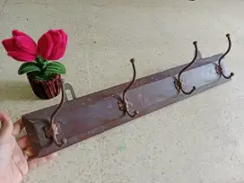 Kapstok jadul kayu