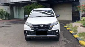 Toyota Rush GR Sport AT Facelift Model 2025 NIK 2024 Like New Low KM