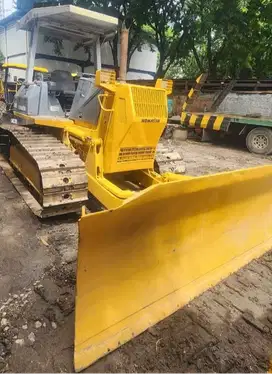 Dijual Bulldozer Komatsu model D41E