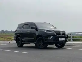Toyota Fortuner VRZ GR Sport At Diesel tahun 2022