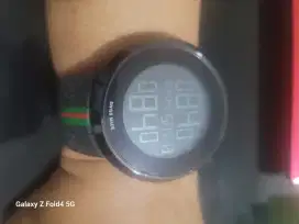 Jam tangan Gucci