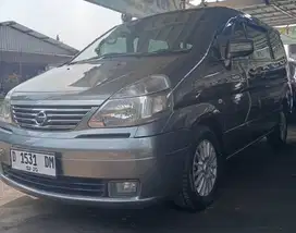 istimewa jarang ada Nissan Serena Highway Star automatic 2010 ORI