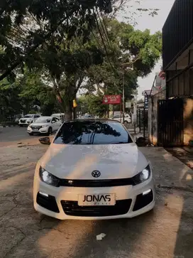 Volkswagen Scirocco 2.0 panoramic modif R 2011 antik putih