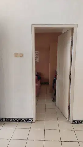 Rumah Nyaman Minimalis di Kota Baru Parahyangan
