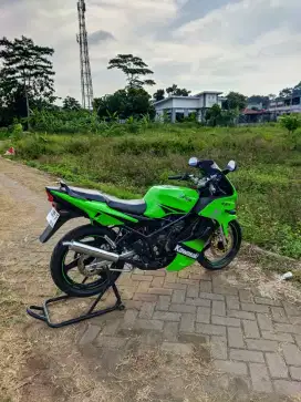 ninja rr old se gen 4 tahun 2010