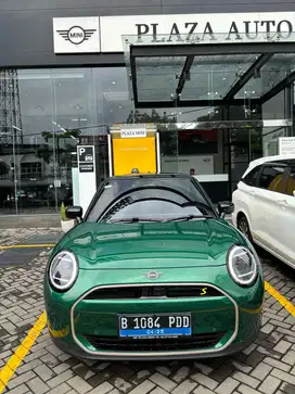 All New MINI Electric 2024