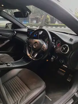 Mercedes-Benz CLA200 amg 2014 antik bandung