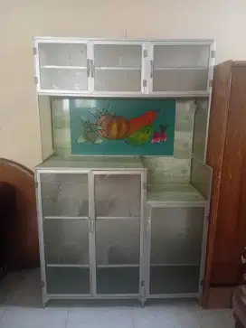 Lemari rak piring bagus bekas