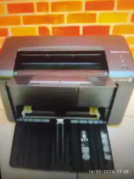 Print Lesserjet Xerox p215b ( kosongan )