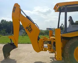 Dijual Backhoe Loader JCB 3CX ex Import tahun 2017
