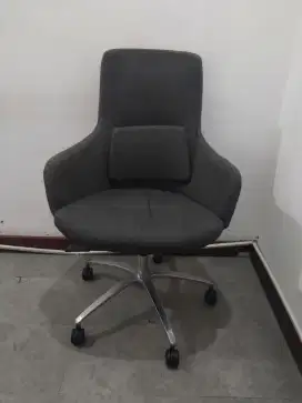 Kursi kantor serbaguna Zen Original Informa